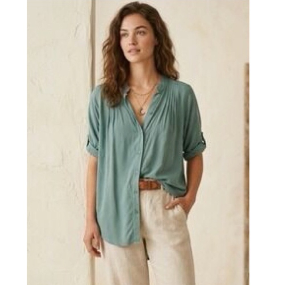 Maeve Anthropologie Silk Button Down Blouse Sage Green Pleated Short Sleeve XS